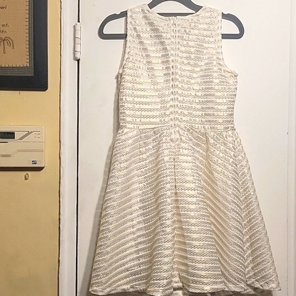 Elegant White/Cream Crochet Kids Dress Size XL-14 By PLACE - Picture 4 of 16